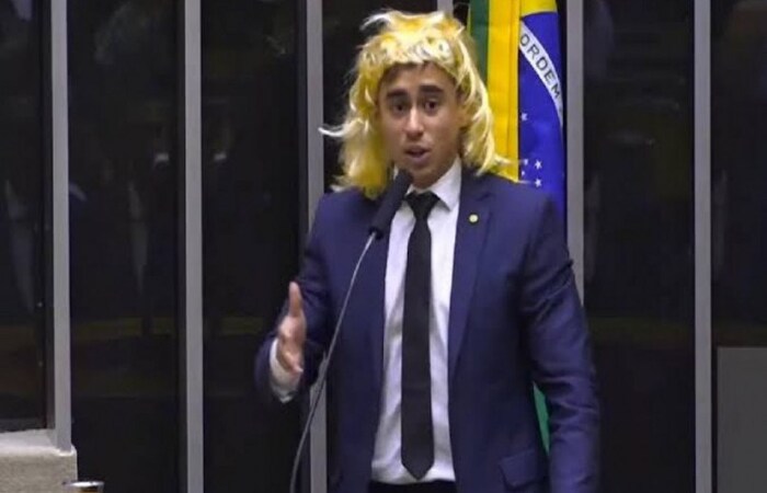 o Mapa Astral de Nikolas Ferreira: os Astros por Trás do Político